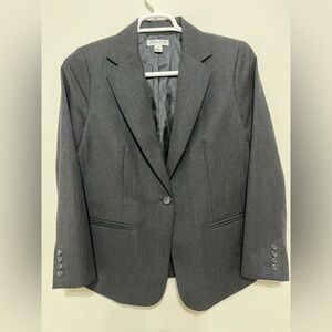 Pendleton women’s blazer 100% virgin wool